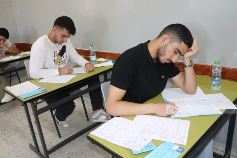 نتائج توجيهي 2007 غزة حيث يبحث سكان قطاع غزة عن رابط نتائج توجيهي 2007 في قطاع غزة والتي ستعلن الخميس المقبل